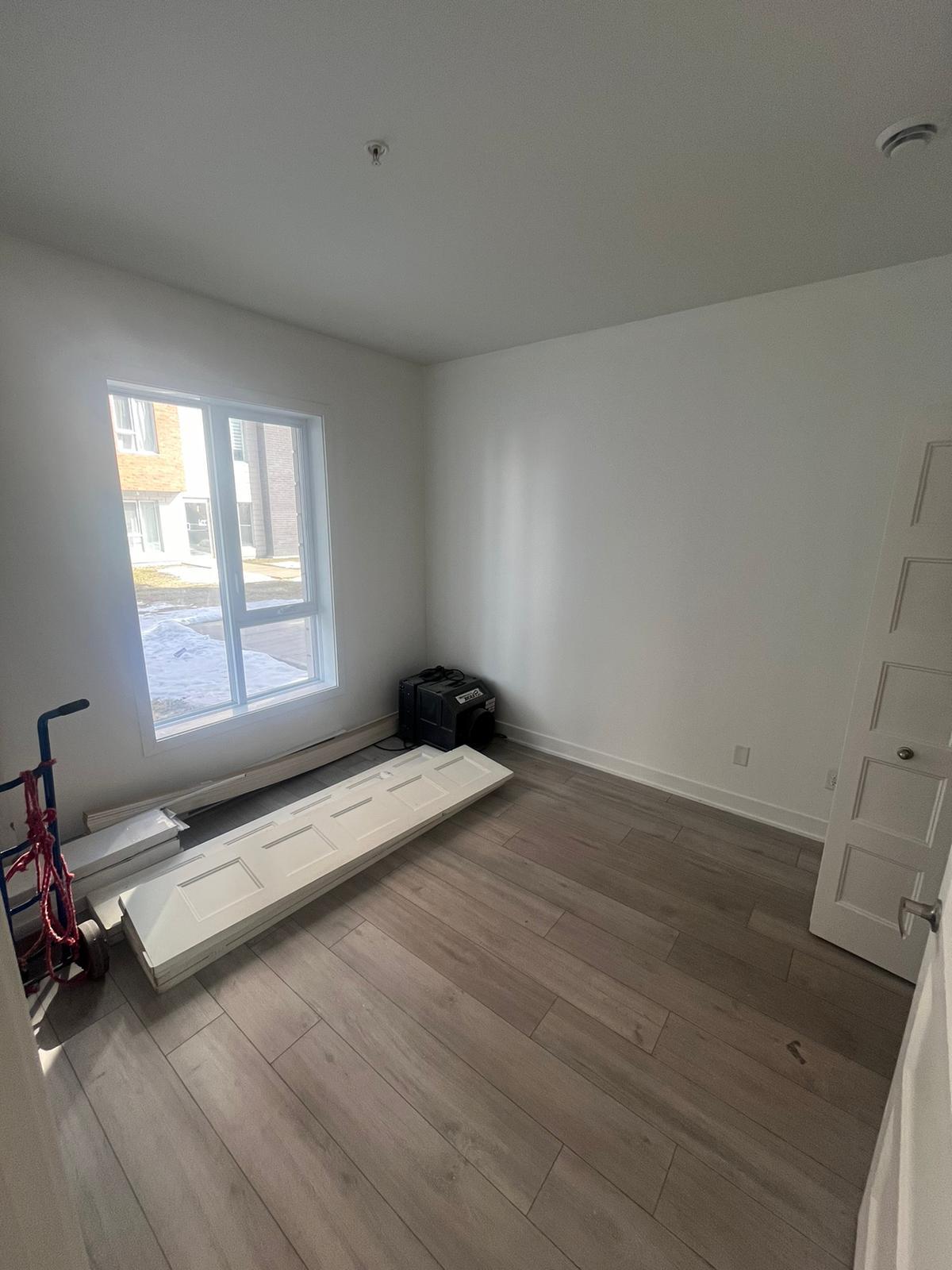 #405 430 Rue Notre Dame - 1