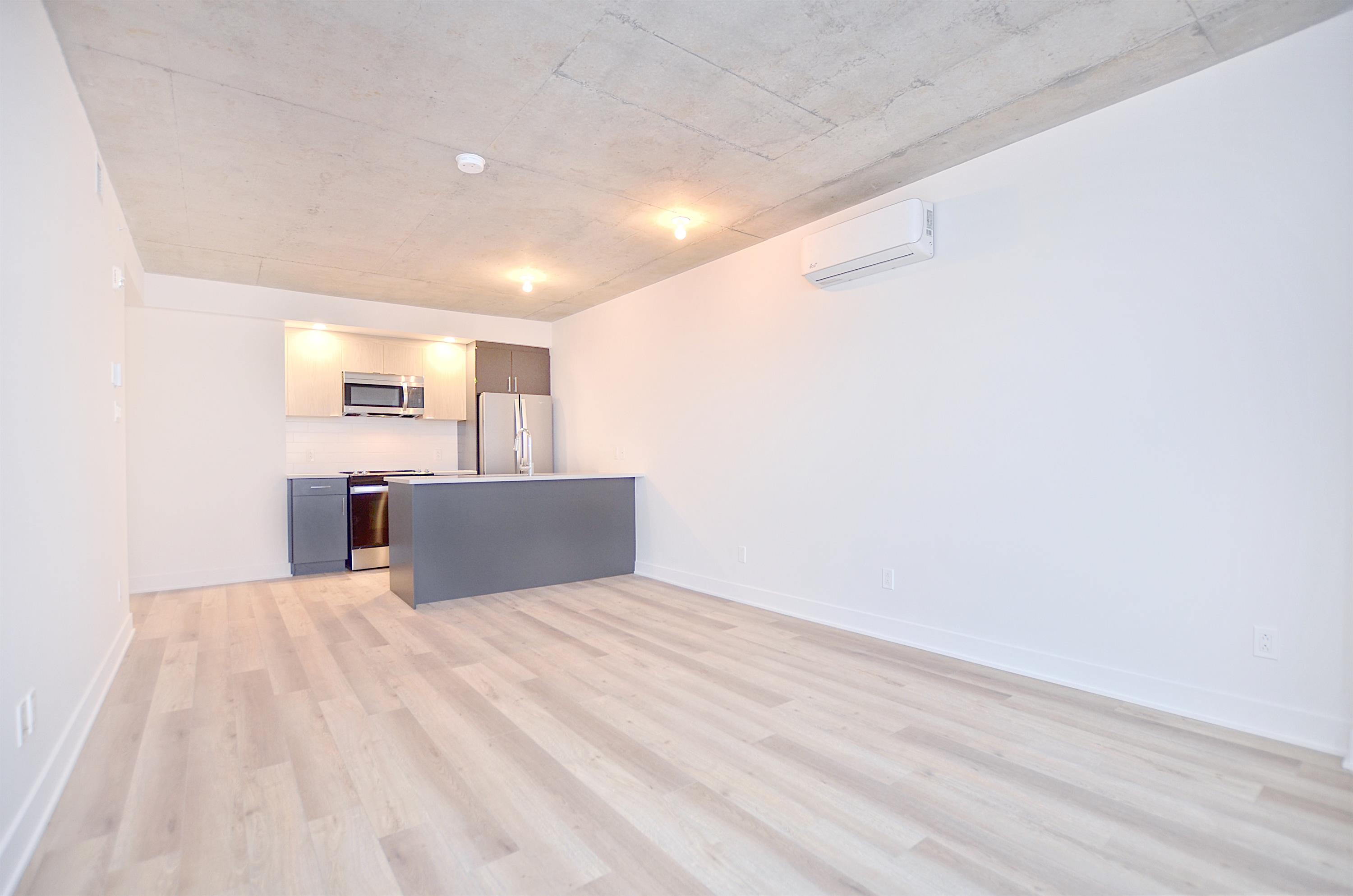 807 - 1431 Avenue de la Gare - 1